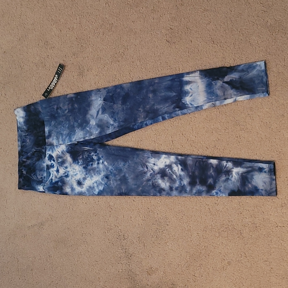 NWT Tie Dye Printed Leggings